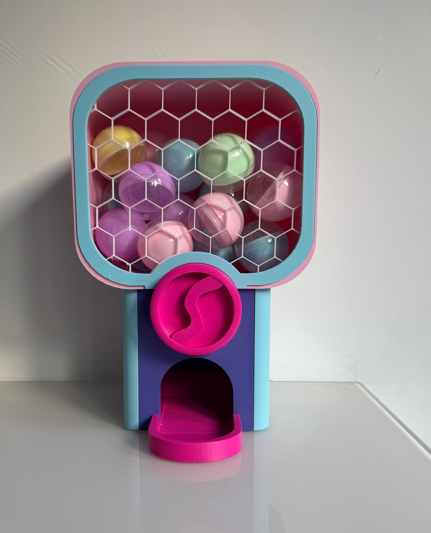 Pink Capsule Vending/Gashapon Machine